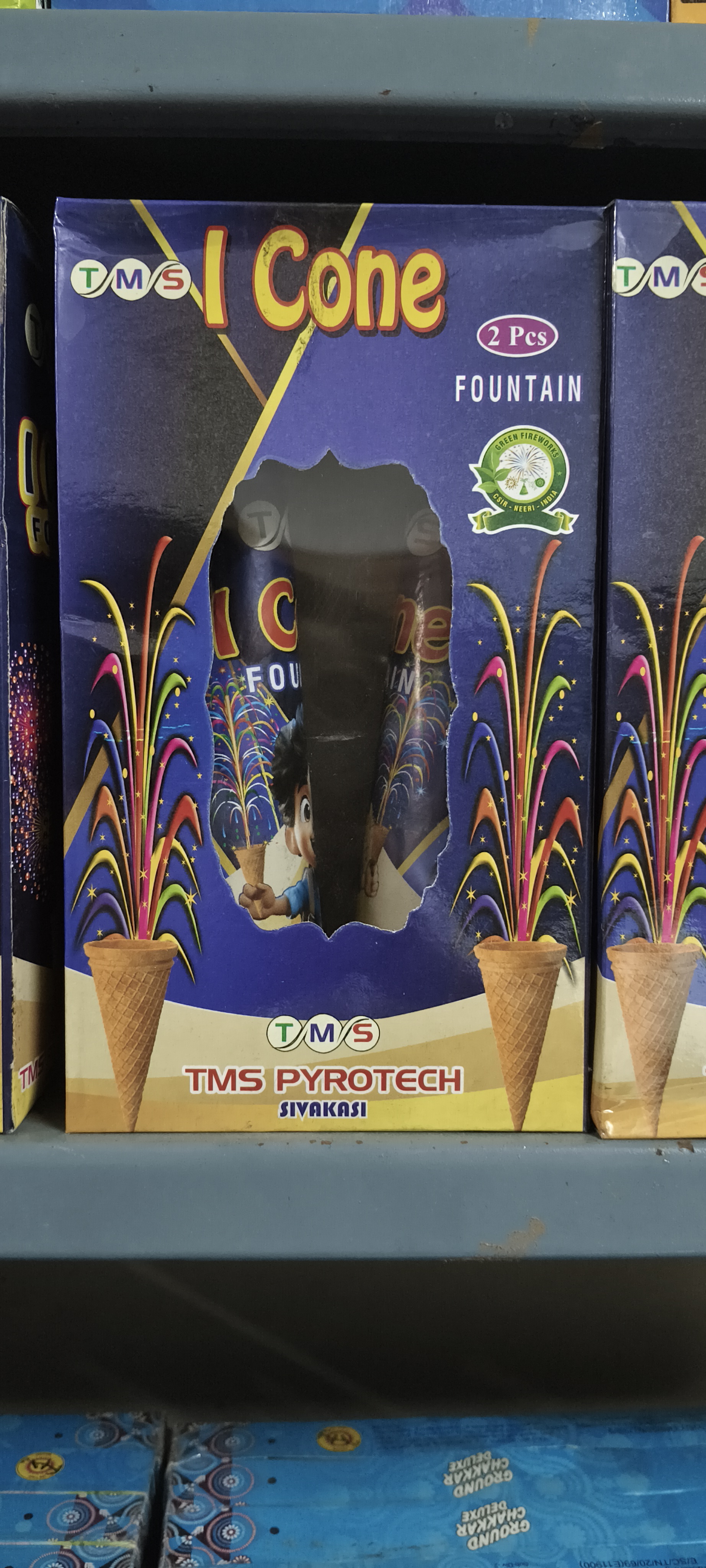 ICONE 2PCS crackers — Tiruchendur Murugan Vedi Kadai